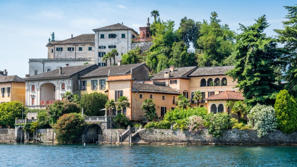 Orta San Giulio ville